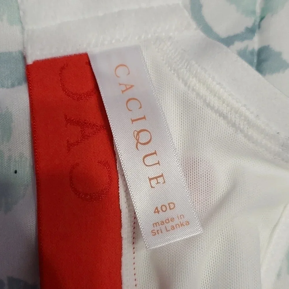 Cacique lightly lined